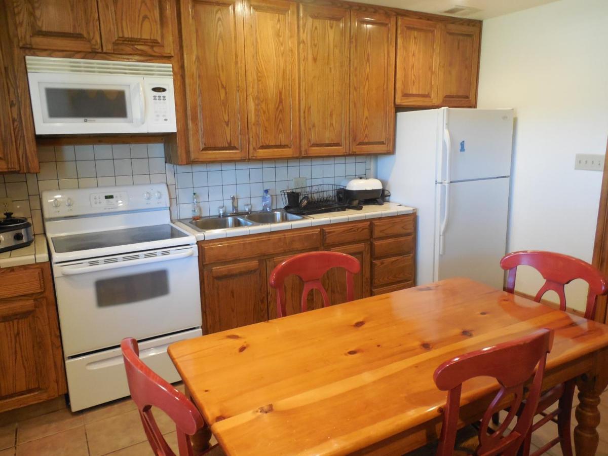Dogwood Springs Lodgings Mineola Room photo