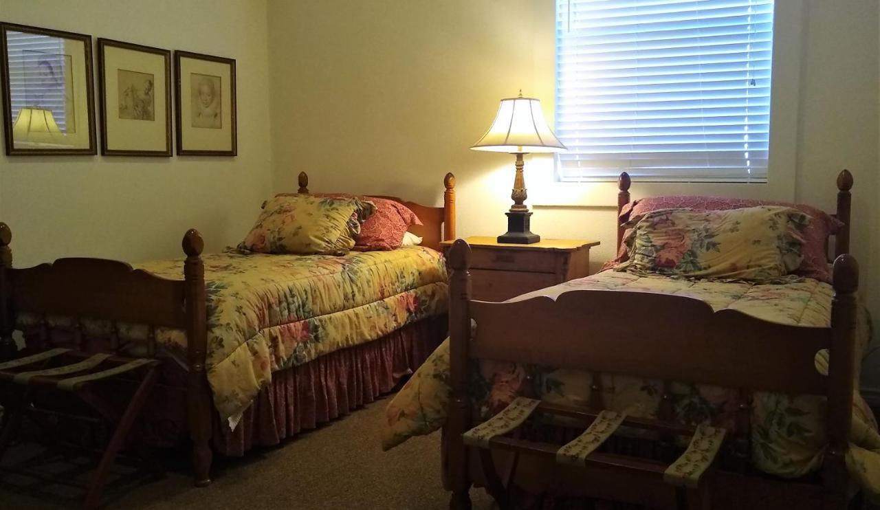 Dogwood Springs Lodgings Mineola Exterior photo